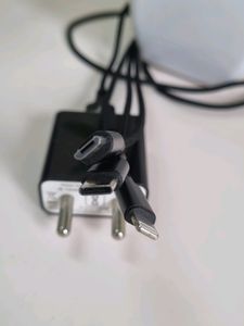 Multicable Charger With Adapter