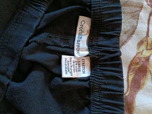 Comfortable Black Capris