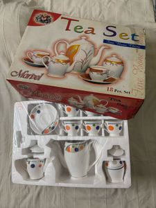 🆕Bone China Tea Set, 18 Pieces
