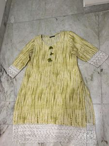 Green Tie-Dye Kurti with Lace Details