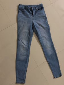 Light Wash Skinny Jeans