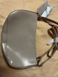 H&amp;M Cream Sling Bag