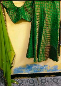Navratri specia Green & Gold Lehenga Choli Set