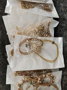 jewellery set