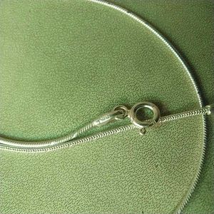 Elegant 925 Silver Chain Necklace