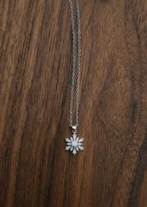 Snowflake Pendant Necklace