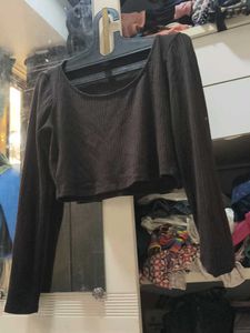 Ribbed Long Sleeve Crop Top