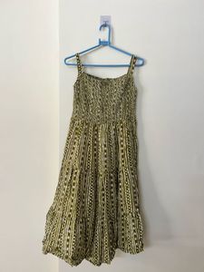 Ethnic White &amp; Olive dress with detachable jacket