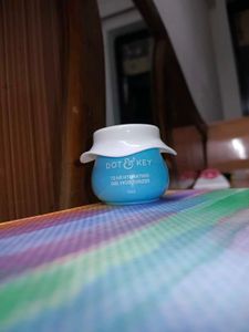 Dot & Key 72HR Hydrating Gel Moisturizer