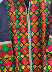 Multicoloured Embroided Kurta