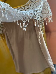 Sleeveles/ Offshoulder Top With Beautiful Neck Design, Color - Peach