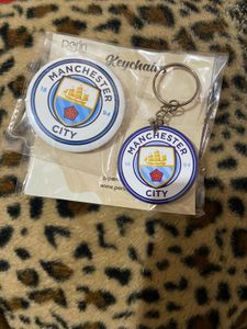 Manchester City Batch & Keychain Set