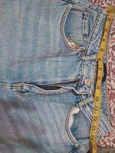 Distressed Light Wash Wide Leg Jeans