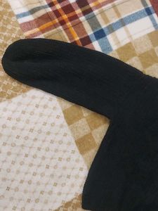 H&amp;M Black Knit Pullover