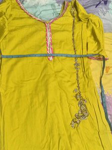 Price Drop!Beautiful Suit