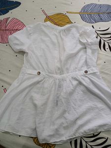 Chic White Button-Up Tunic