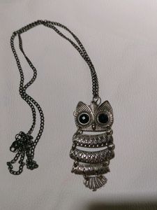Cute and Stylish Owl Necklace With Big Eye Pendant