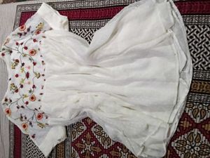Embroidered kurta