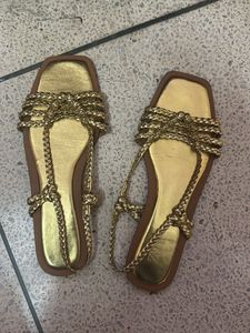 Zara unused Gold Braided Flat Sandals
