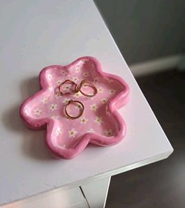 Cute jewellery plate
