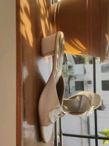 Elegant Bow Detail Mules