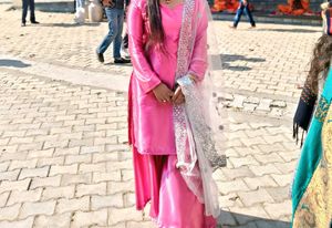 Elegant Pink Kurta Set