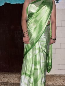 Elegant Green pure crepe Silk Saree