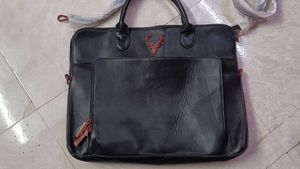 Sleek Black Laptop Bag