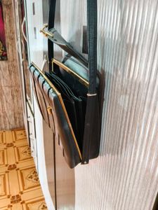 Chic Black Leather Shoulder Bag