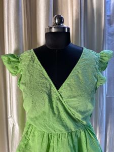 Lime Green Eyelet Wrap Top🍋‍🟩