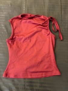 Sleek Red Sleeveless Top