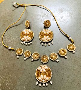 Elegant Pearl & Gold Yellow Jewelry