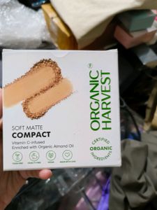 Organic Harvest Soft Matte Compact