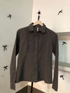 thrifted high-quality shirt ☁️🖤