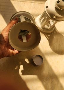 Set of 2 White Star Lanterns
