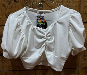 Chic White Ruched Cropped Top