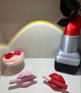 Lipstick holder for 17mm lipsticks 3d printed