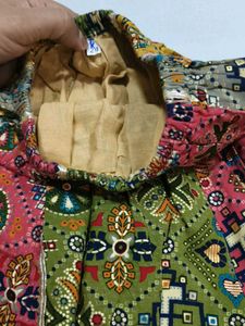 Beautiful Ethnic Lehenga Choli Set with Headband