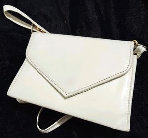 White Slingbag With Golden Chain And Superb Look