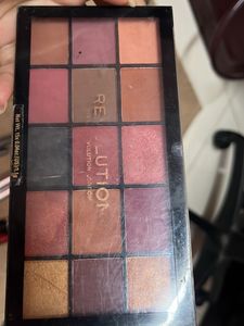Makeup revolution Eye Shadow Palette