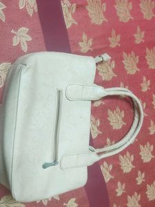 women handbag very spacious