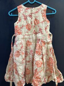 Enfance Printed Dress With Shrug Size 4-5 Y