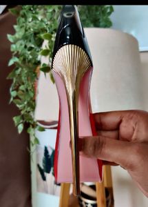 Carolina Herrera very Good Girl 5ml sample