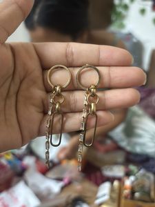 Elegant Pearl &amp; Gold Tone Hoop Earrings