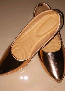 Elegant Rose Gold Pointed Toe Flats