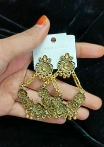 Vintage Style Floral Drop Earrings