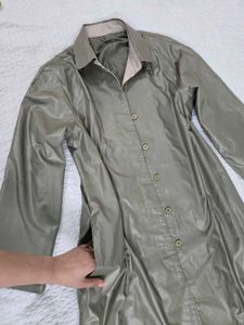 light weight Classic Long Trench Coat size M