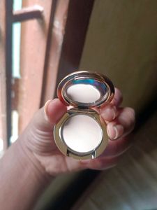 Charlotte Tilbury Compact Mini Size