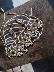 Exquisite Pearl &amp; Crystal Choker Set