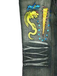 VINTAGE BELL BOTTOM JEANS (WITH COOL EMBROIDERY)